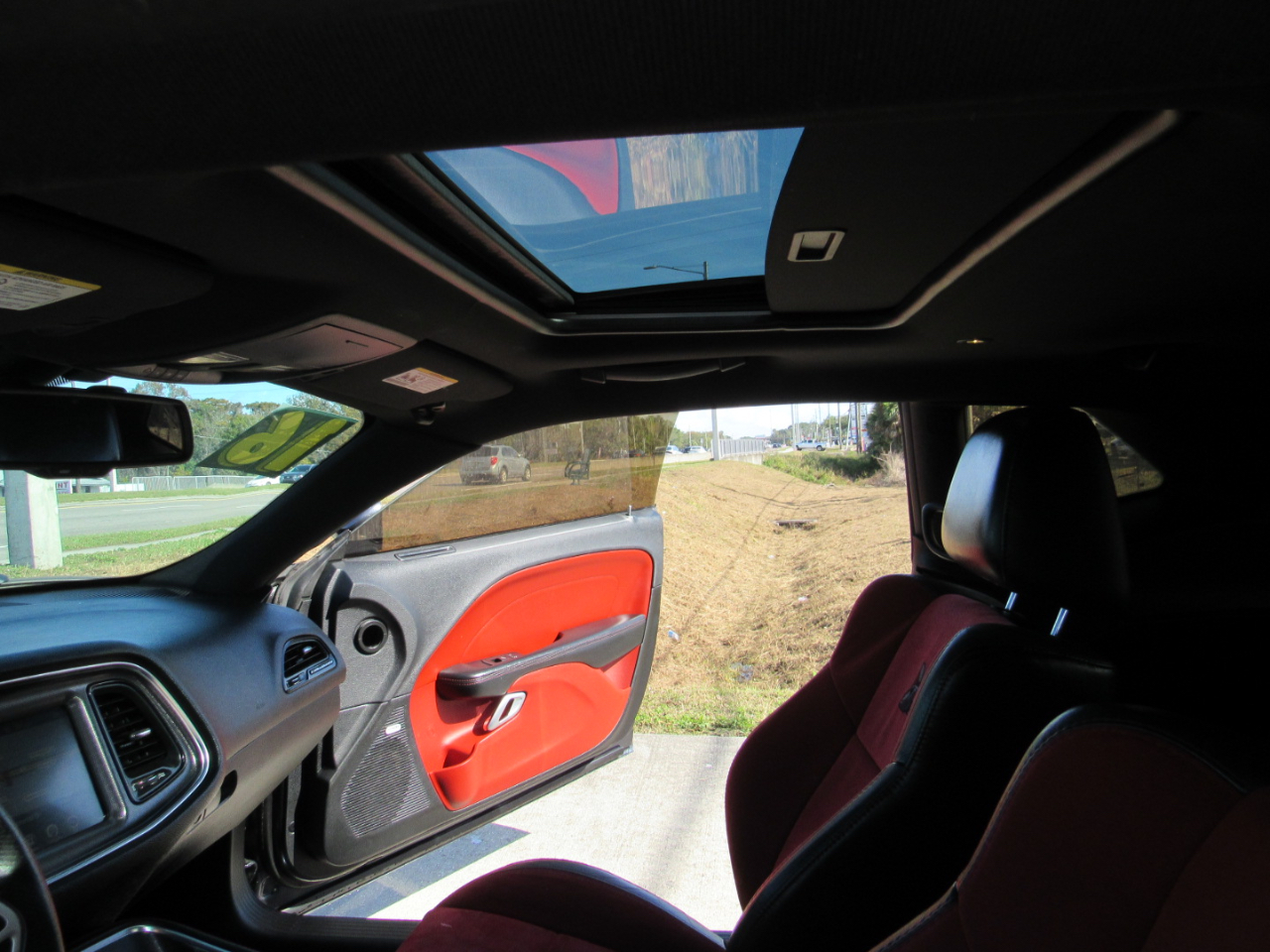 Dodge Challenger 2dr Cpe R/T Scat Pack 2016