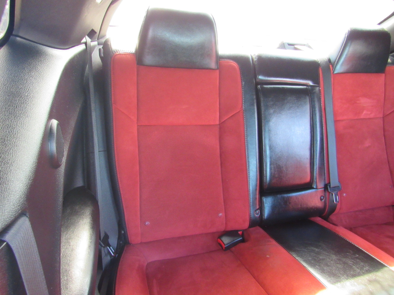 Dodge Challenger 2dr Cpe R/T Scat Pack 2016