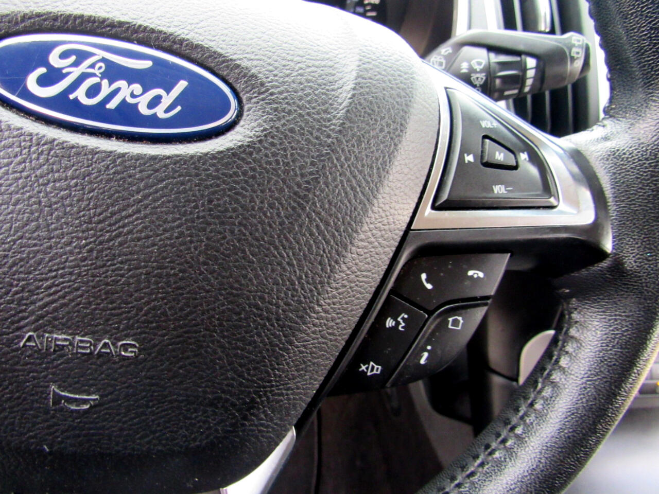 Ford Edge SEL FWD 2019