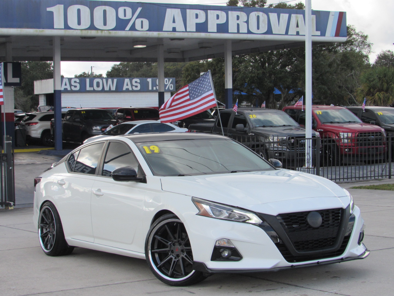 Nissan Altima 2.5 SR Sedan 2019