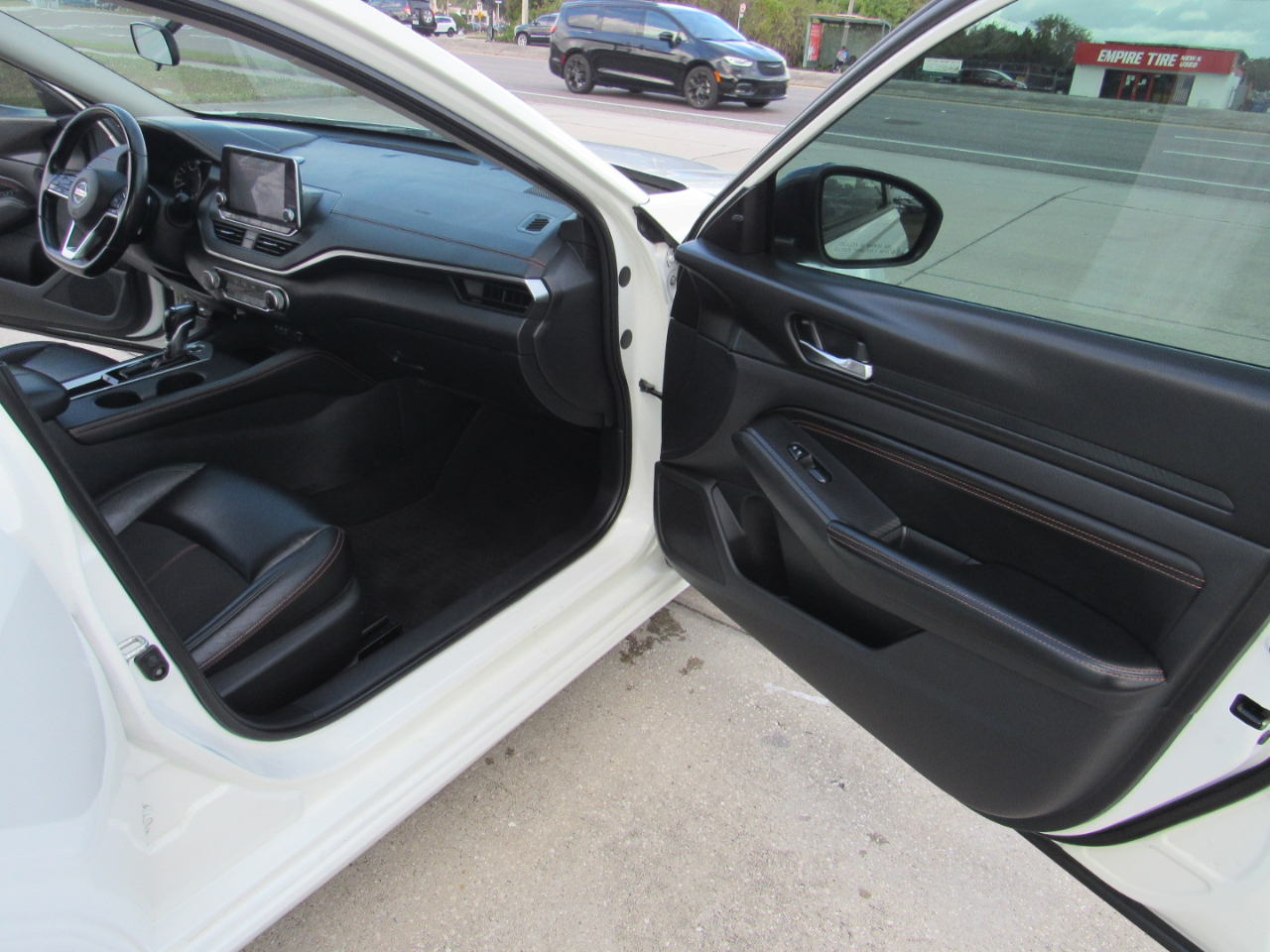 Nissan Altima 2.5 SR Sedan 2019