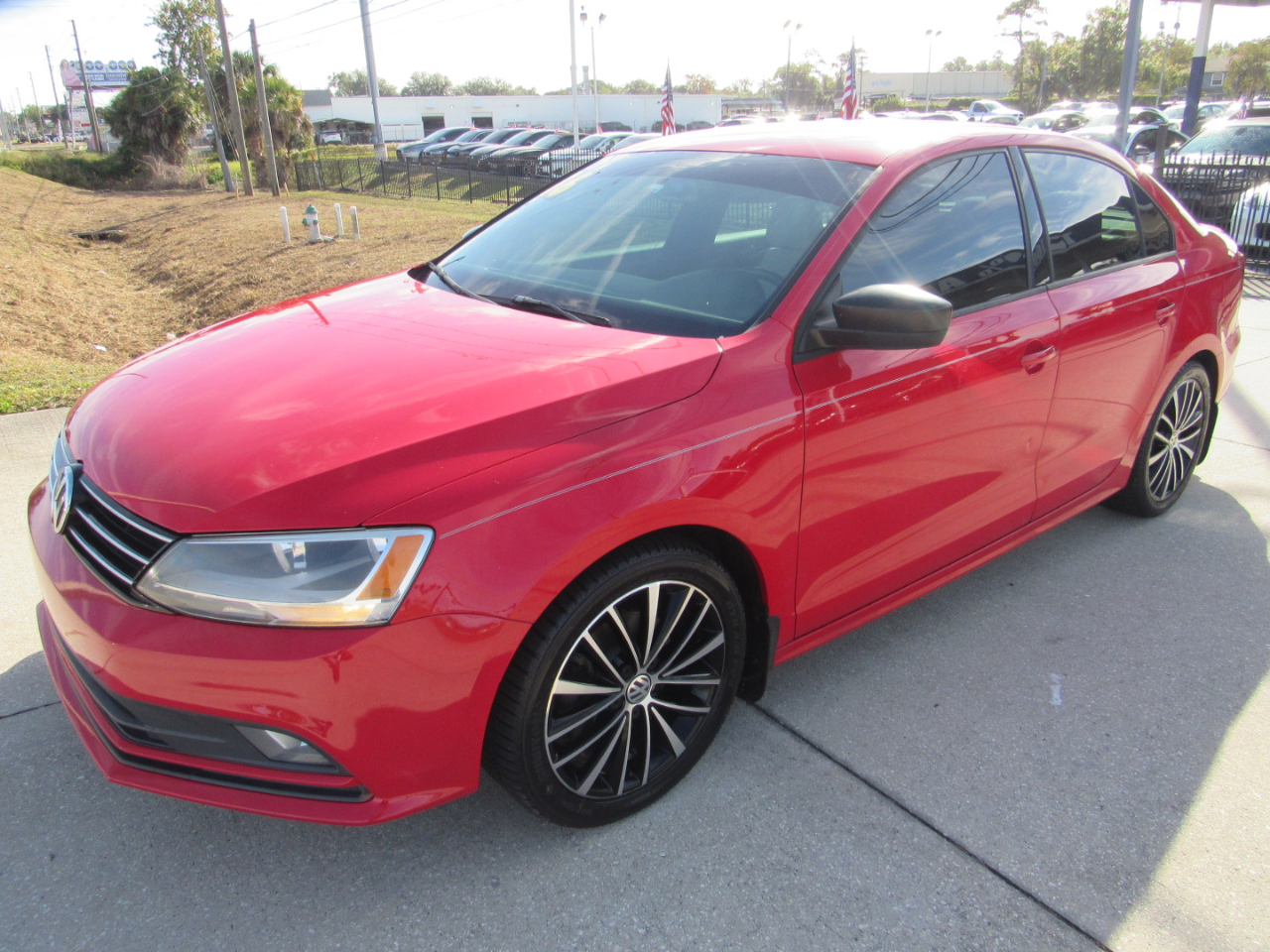 Volkswagen Jetta Sedan 4dr Auto 1.8T Sport PZEV 2016
