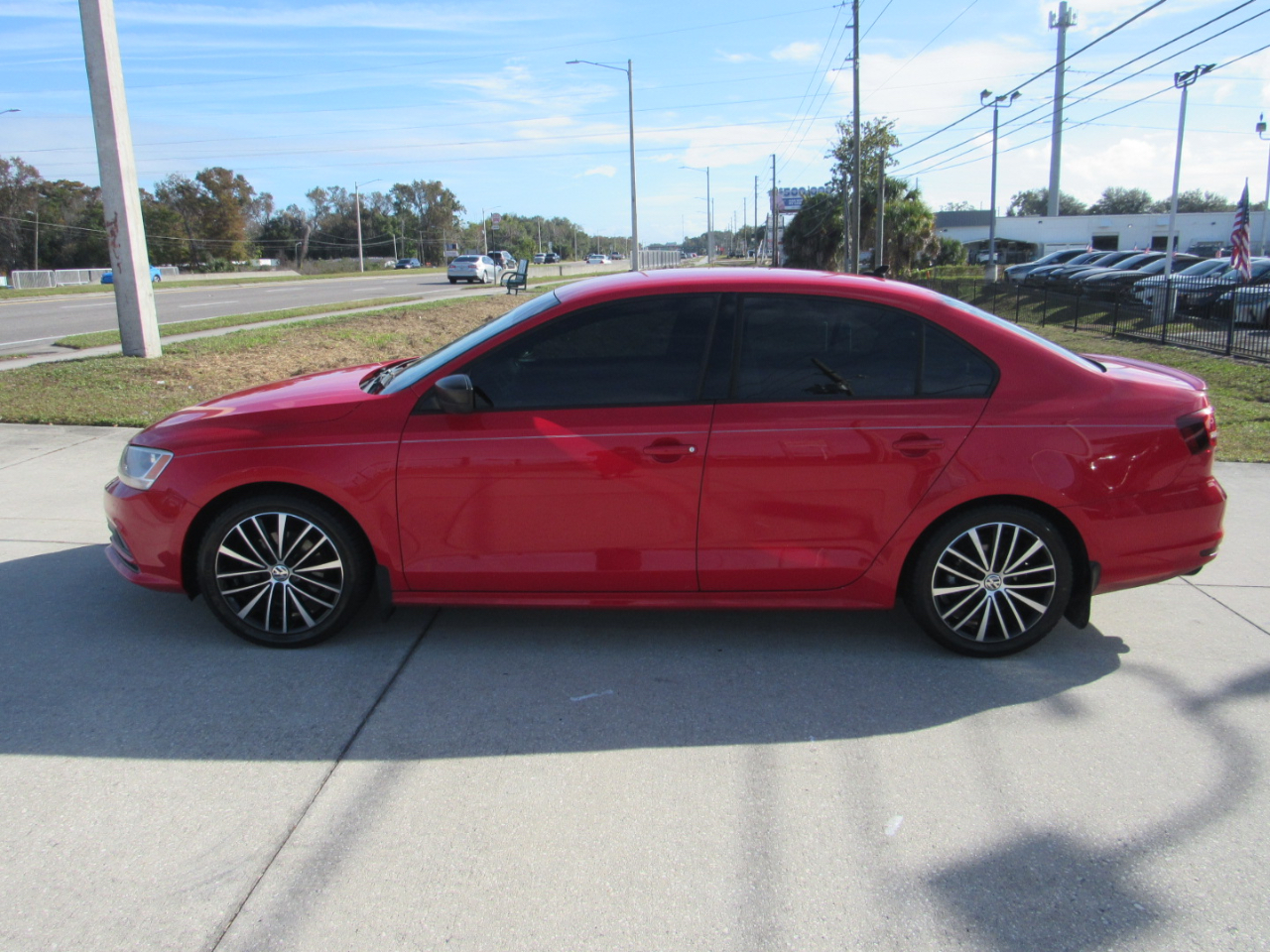 Volkswagen Jetta Sedan 4dr Auto 1.8T Sport PZEV 2016