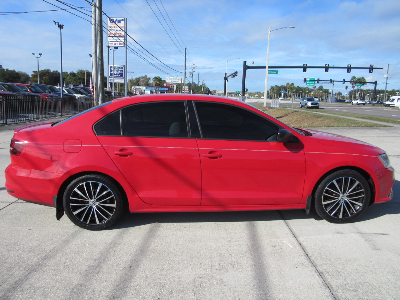 Volkswagen Jetta Sedan 4dr Auto 1.8T Sport PZEV 2016