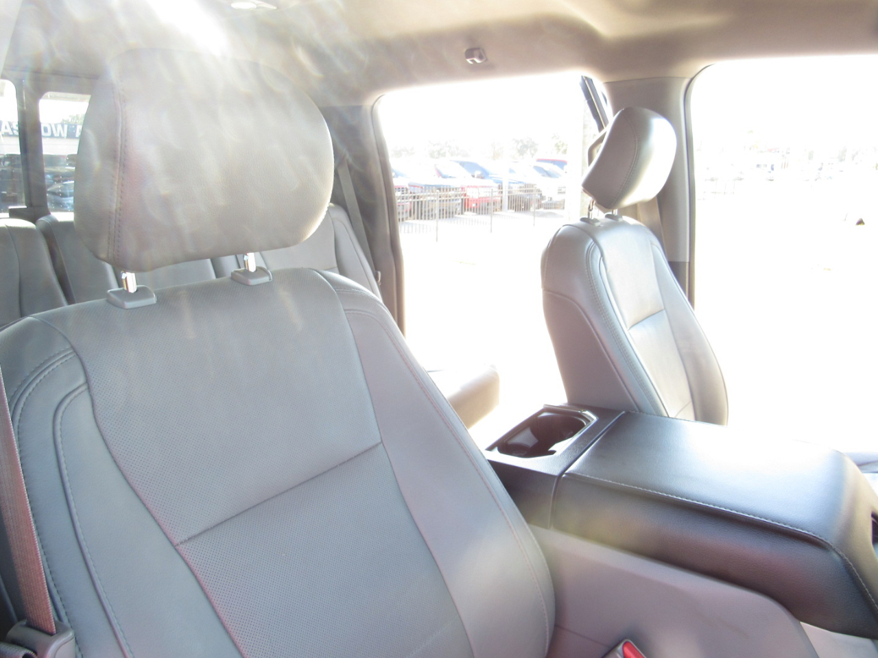 Ford F-150 2WD SuperCrew 145" Lariat 2015