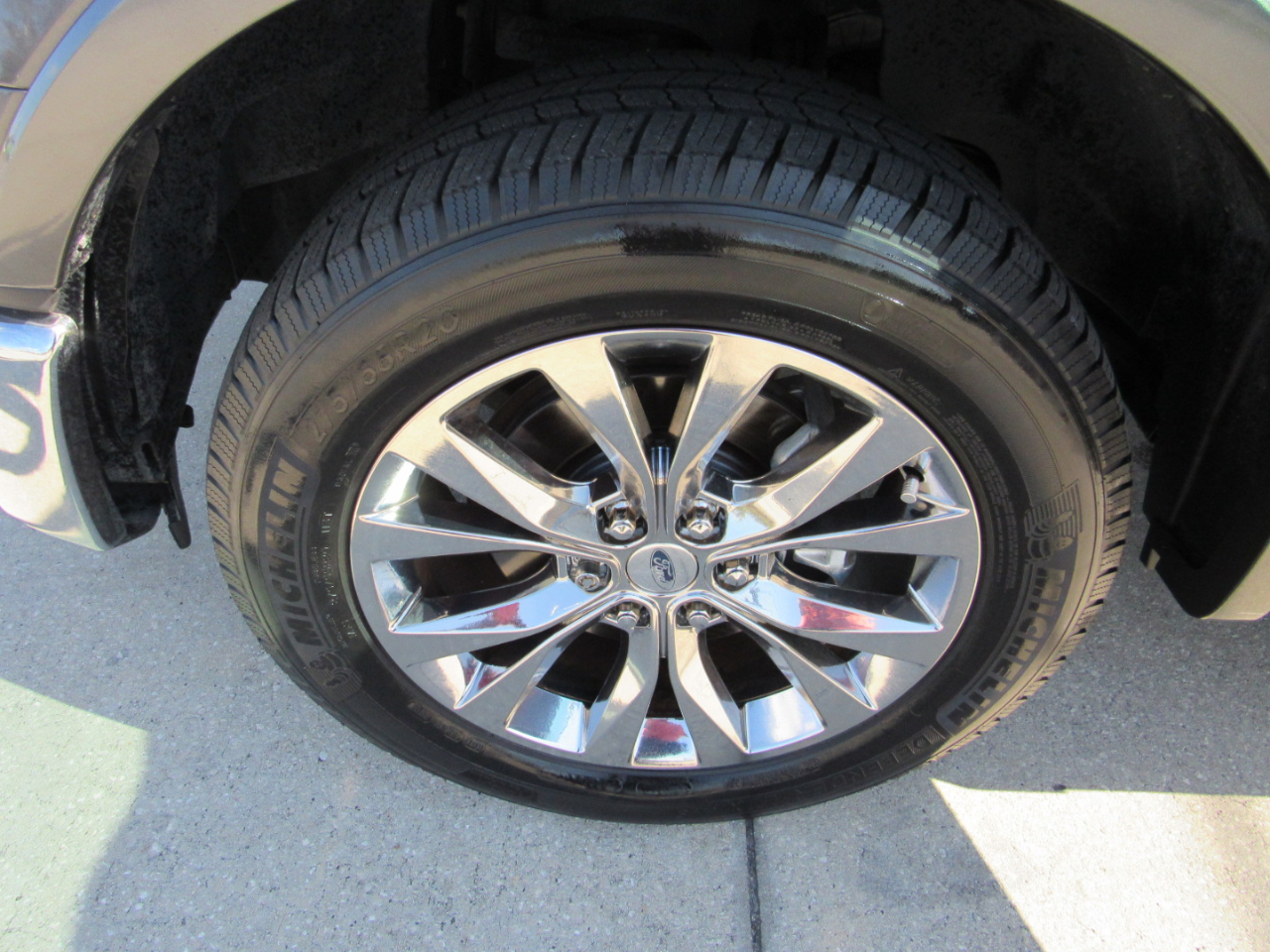 Ford F-150 2WD SuperCrew 145" Lariat 2015