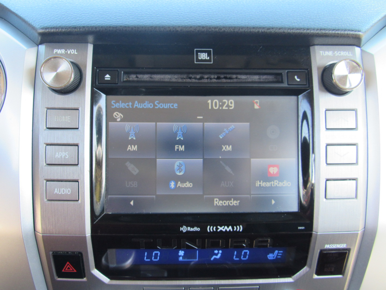 Toyota Tundra 2WD Truck CrewMax 5.7L FFV V8 6-Spd AT LTD (Natl) 2016