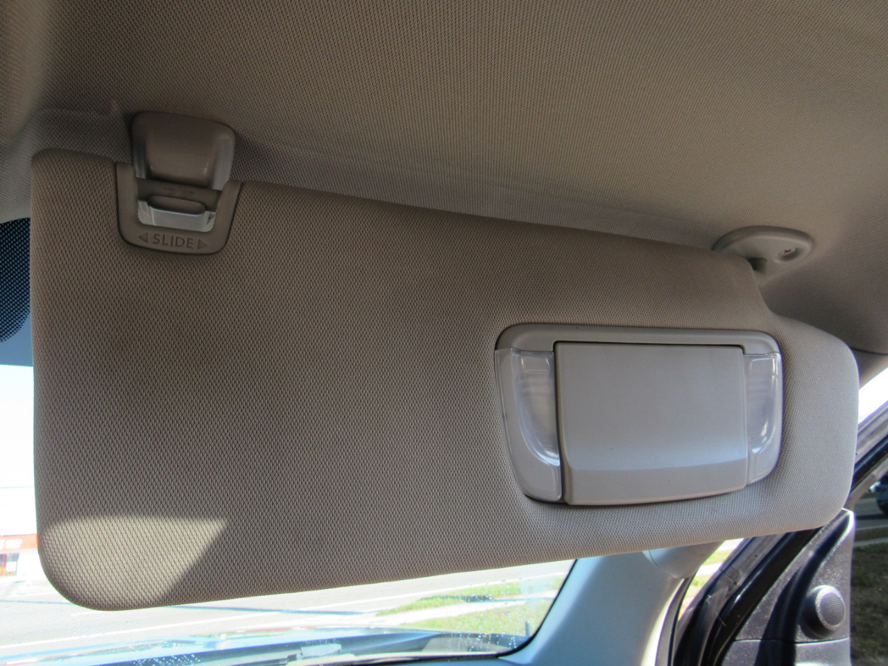 Toyota Tundra 2WD Truck CrewMax 5.7L FFV V8 6-Spd AT LTD (Natl) 2016