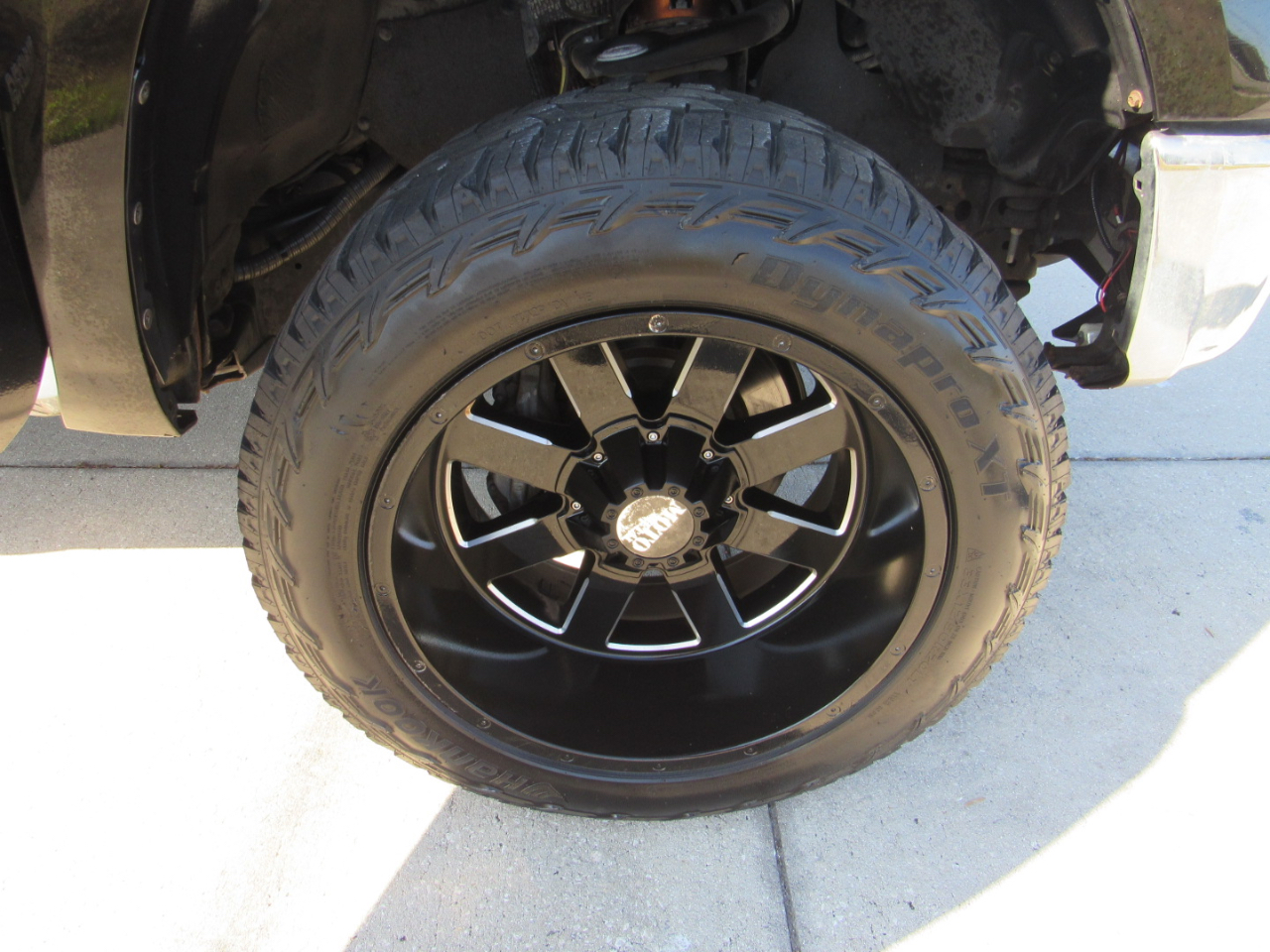 Toyota Tundra 2WD Truck CrewMax 5.7L FFV V8 6-Spd AT LTD (Natl) 2016