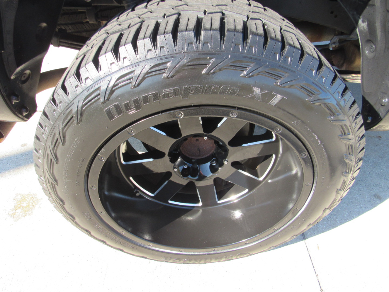 Toyota Tundra 2WD Truck CrewMax 5.7L FFV V8 6-Spd AT LTD (Natl) 2016