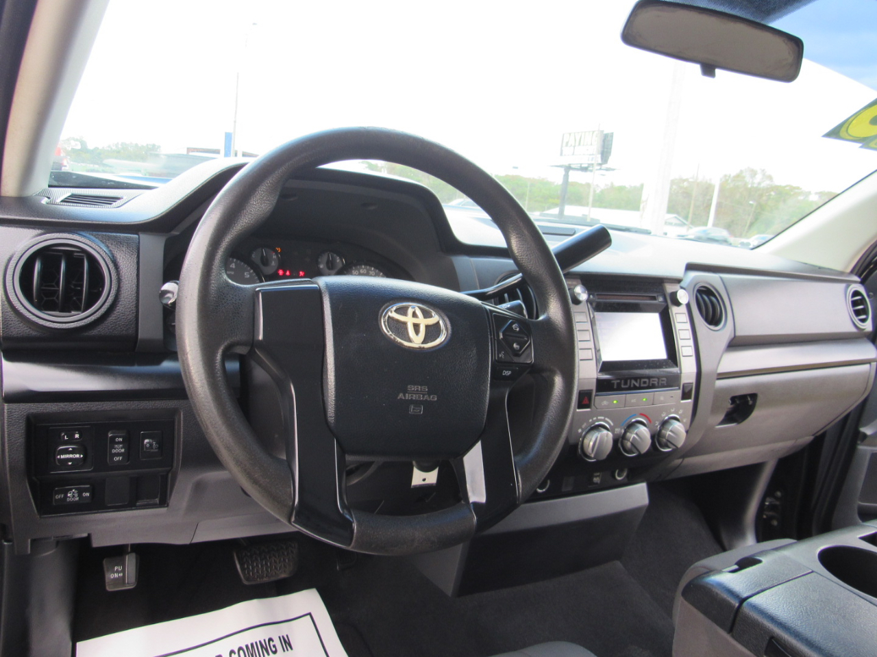 Toyota Tundra 2WD Truck Double Cab 4.6L V8 6-Spd AT SR5 (Natl) 2015