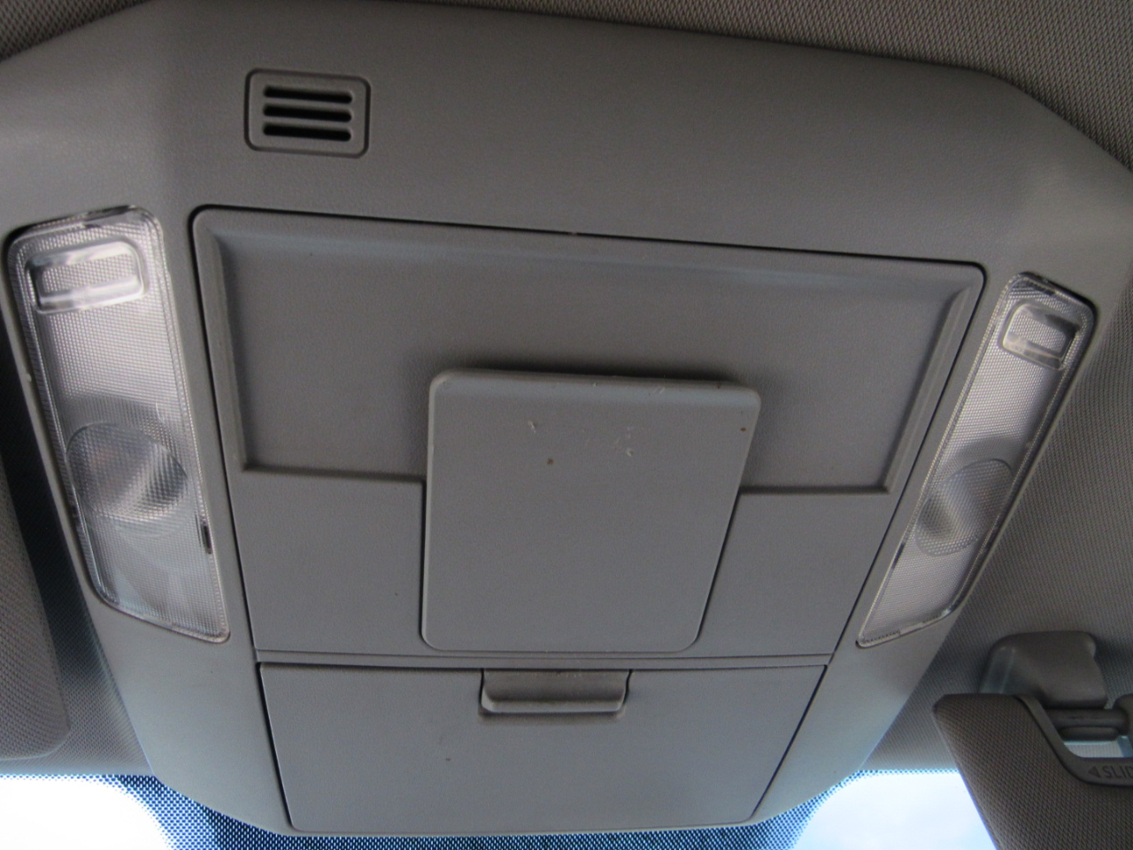 Toyota Tundra 2WD Truck Double Cab 4.6L V8 6-Spd AT SR5 (Natl) 2015