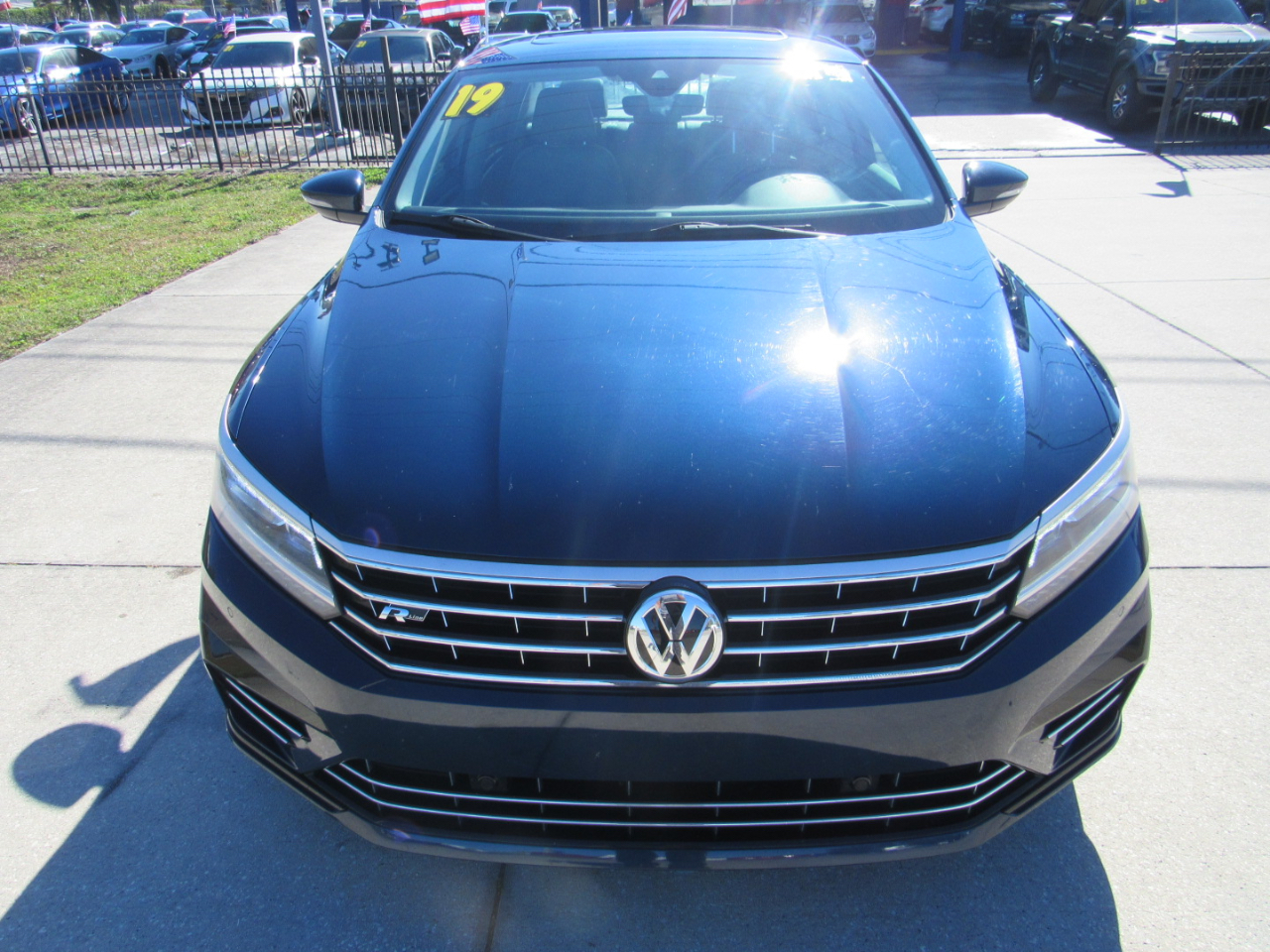 Volkswagen Passat 2.0T SE R-Line Auto 2019