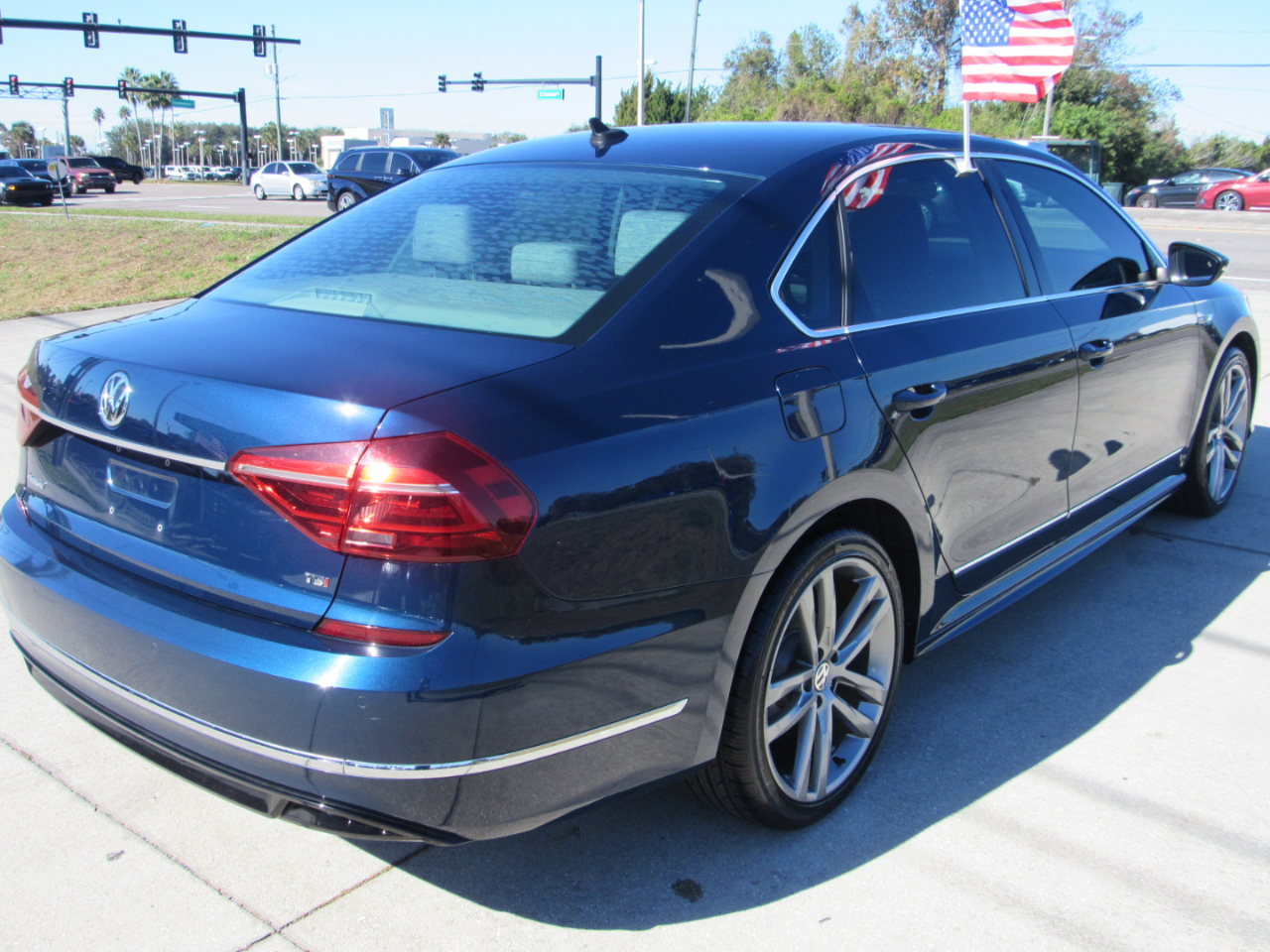 Volkswagen Passat 2.0T SE R-Line Auto 2019