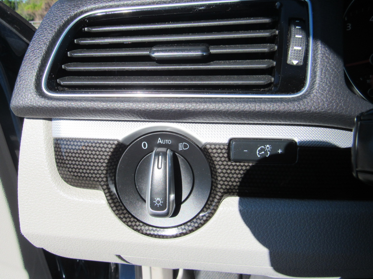 Volkswagen Passat 2.0T SE R-Line Auto 2019