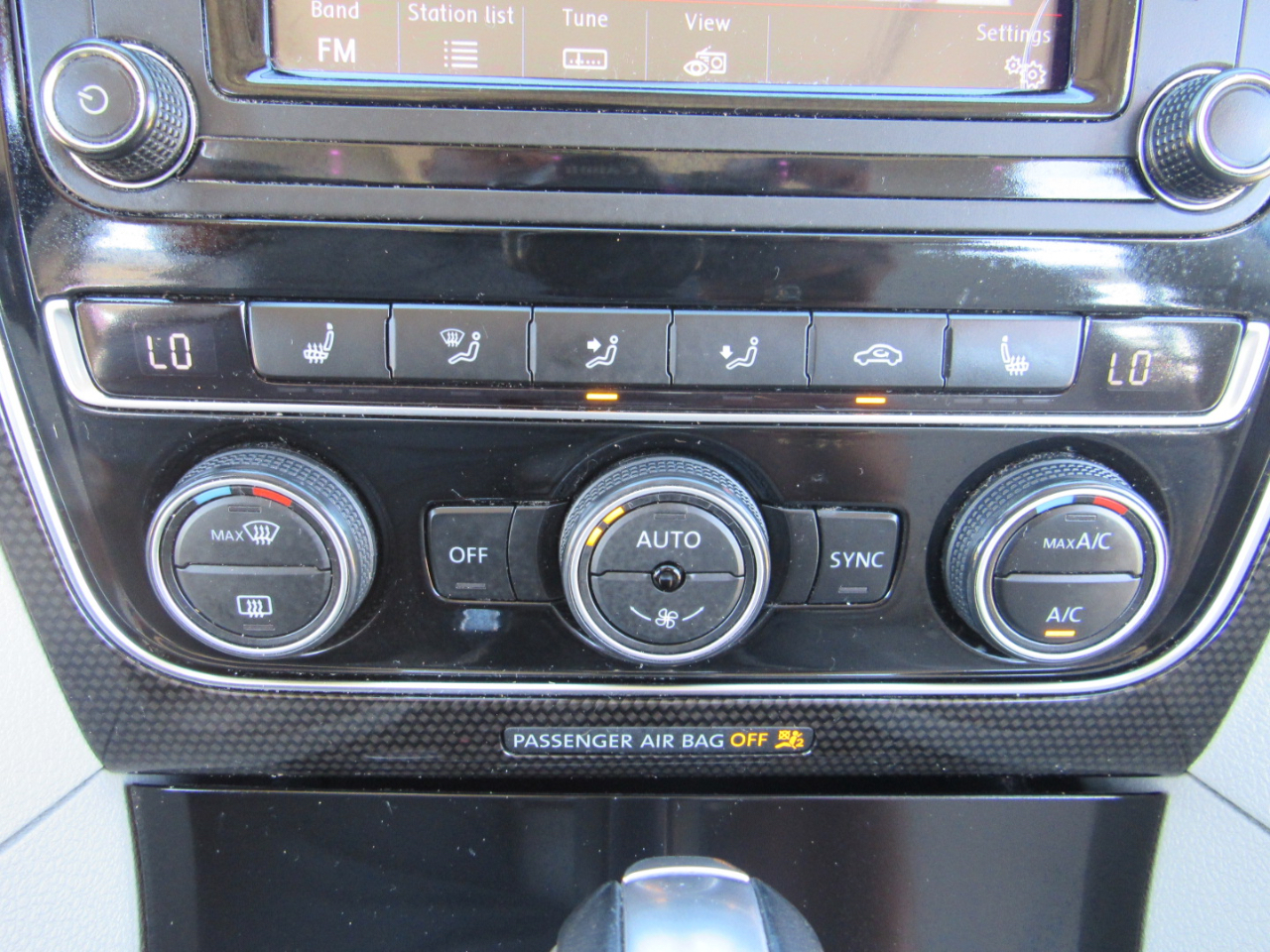 Volkswagen Passat 2.0T SE R-Line Auto 2019