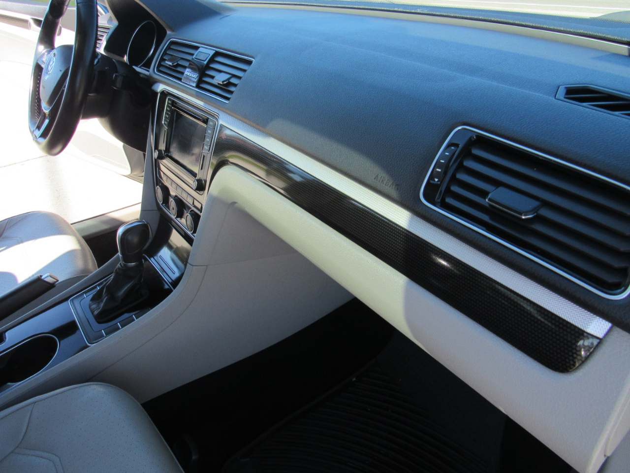 Volkswagen Passat 2.0T SE R-Line Auto 2019