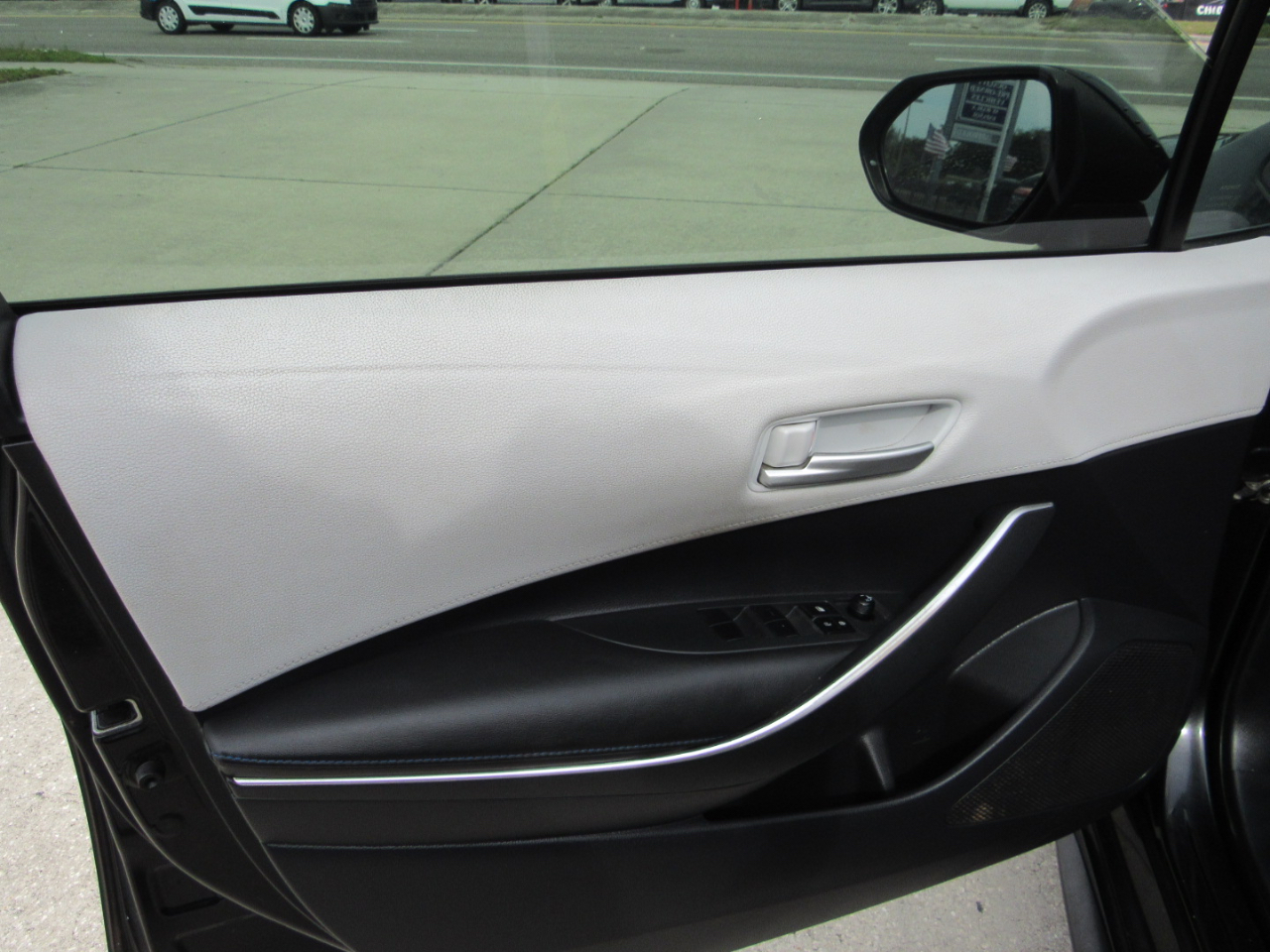 Toyota Corolla Nightshade CVT (Natl) 2020