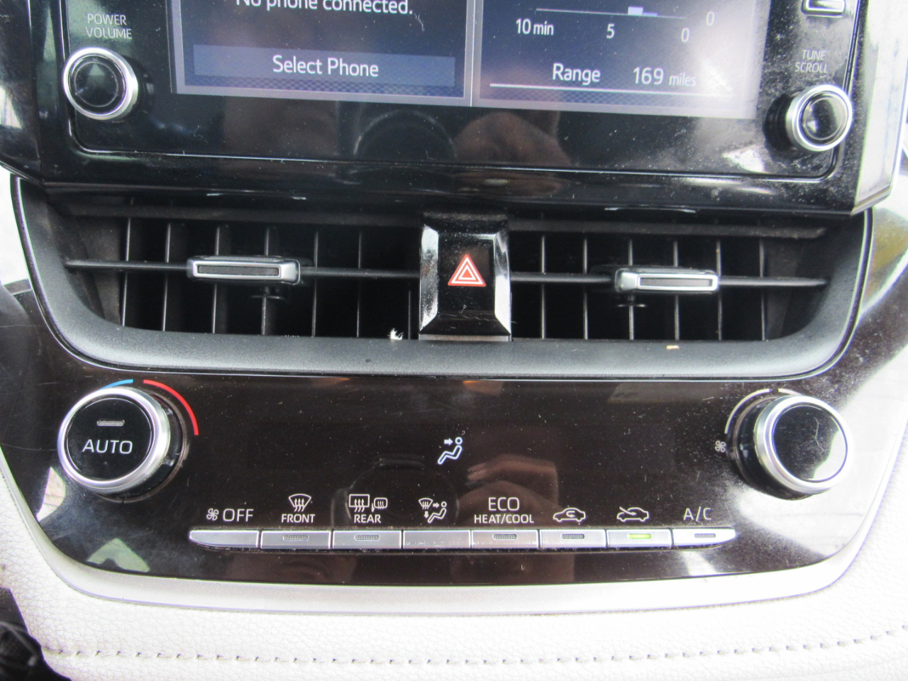 Toyota Corolla Nightshade CVT (Natl) 2020