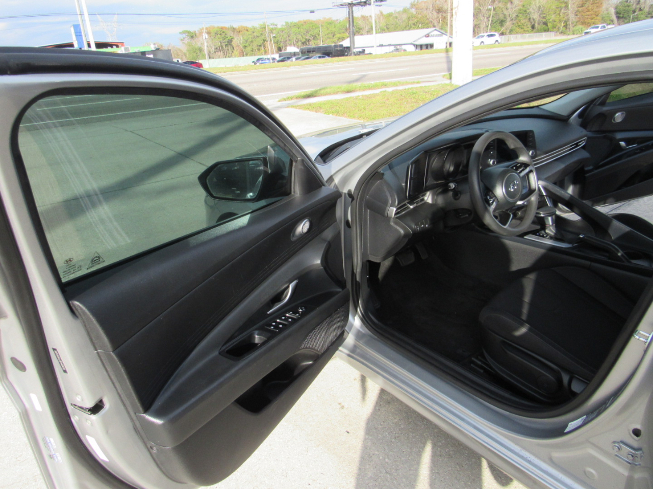 Hyundai Elantra SEL IVT 2023