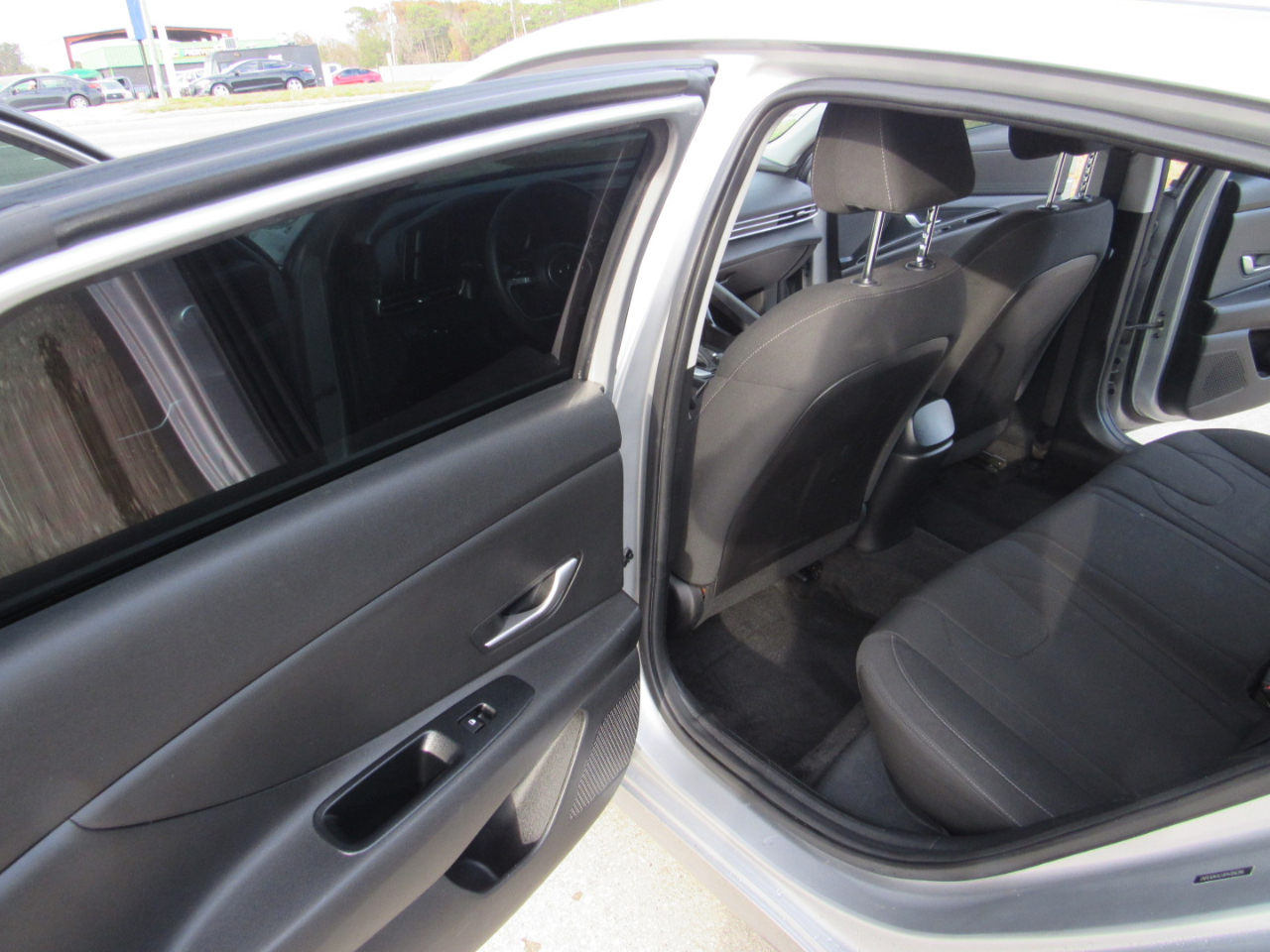 Hyundai Elantra SEL IVT 2023