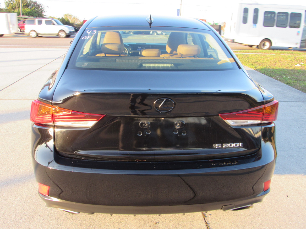 Lexus IS IS Turbo RWD 2017