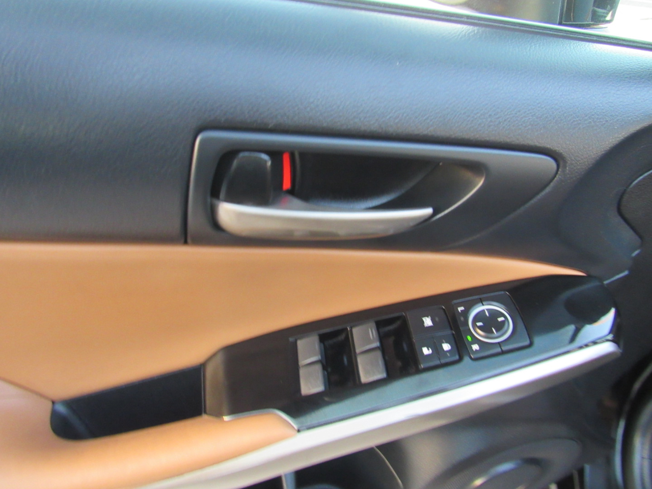 Lexus IS IS Turbo RWD 2017