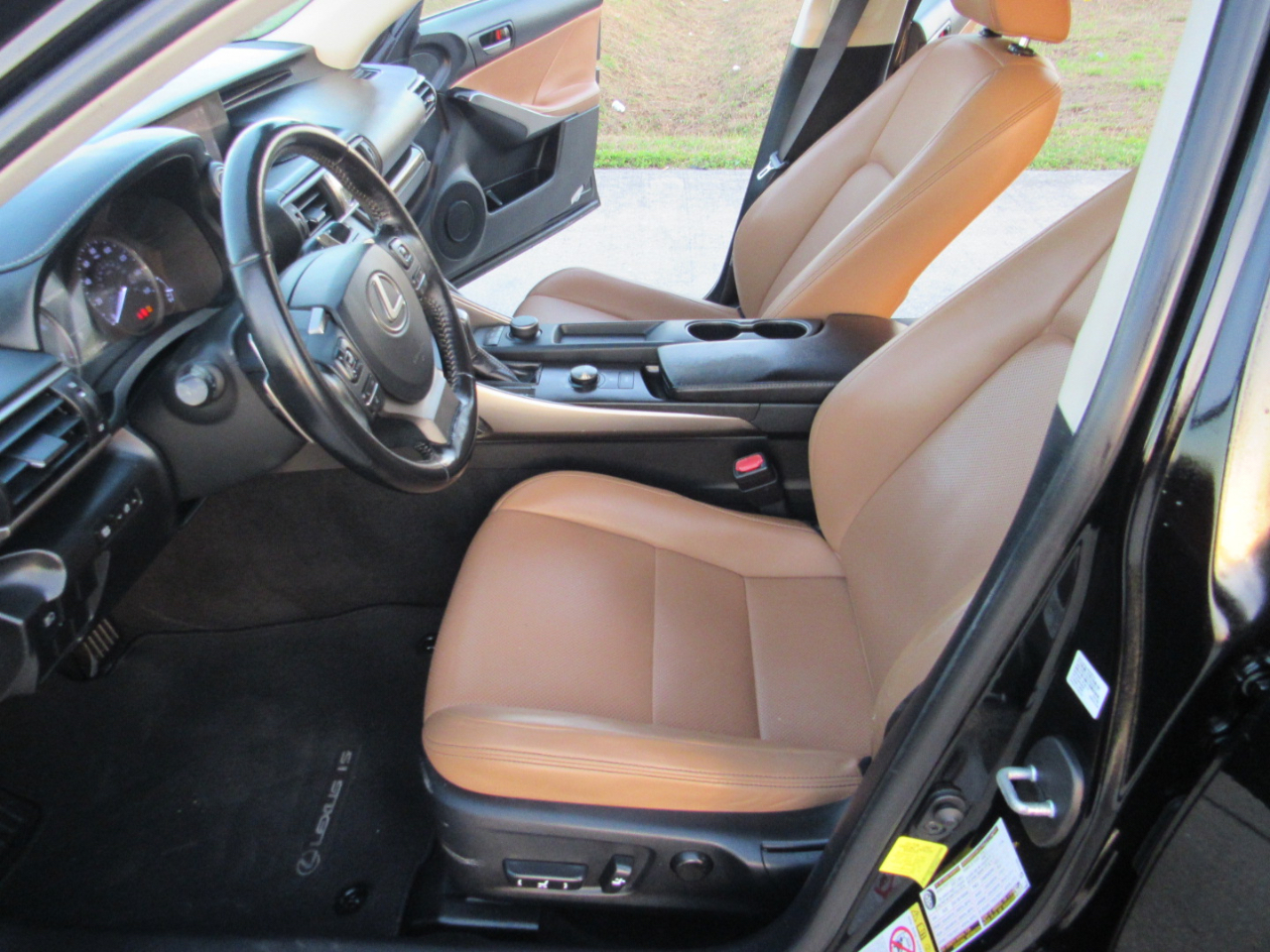 Lexus IS IS Turbo RWD 2017