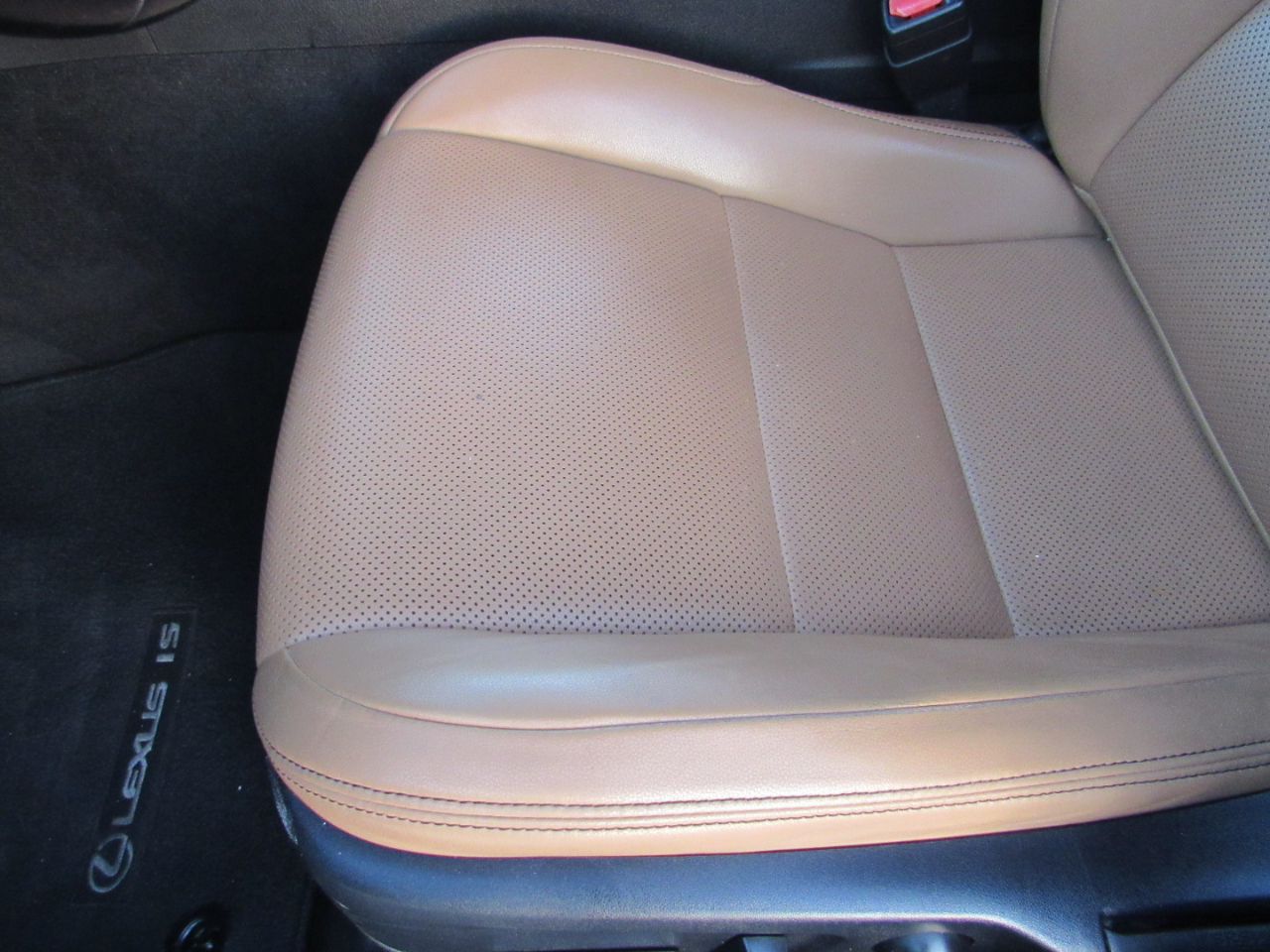 Lexus IS IS Turbo RWD 2017