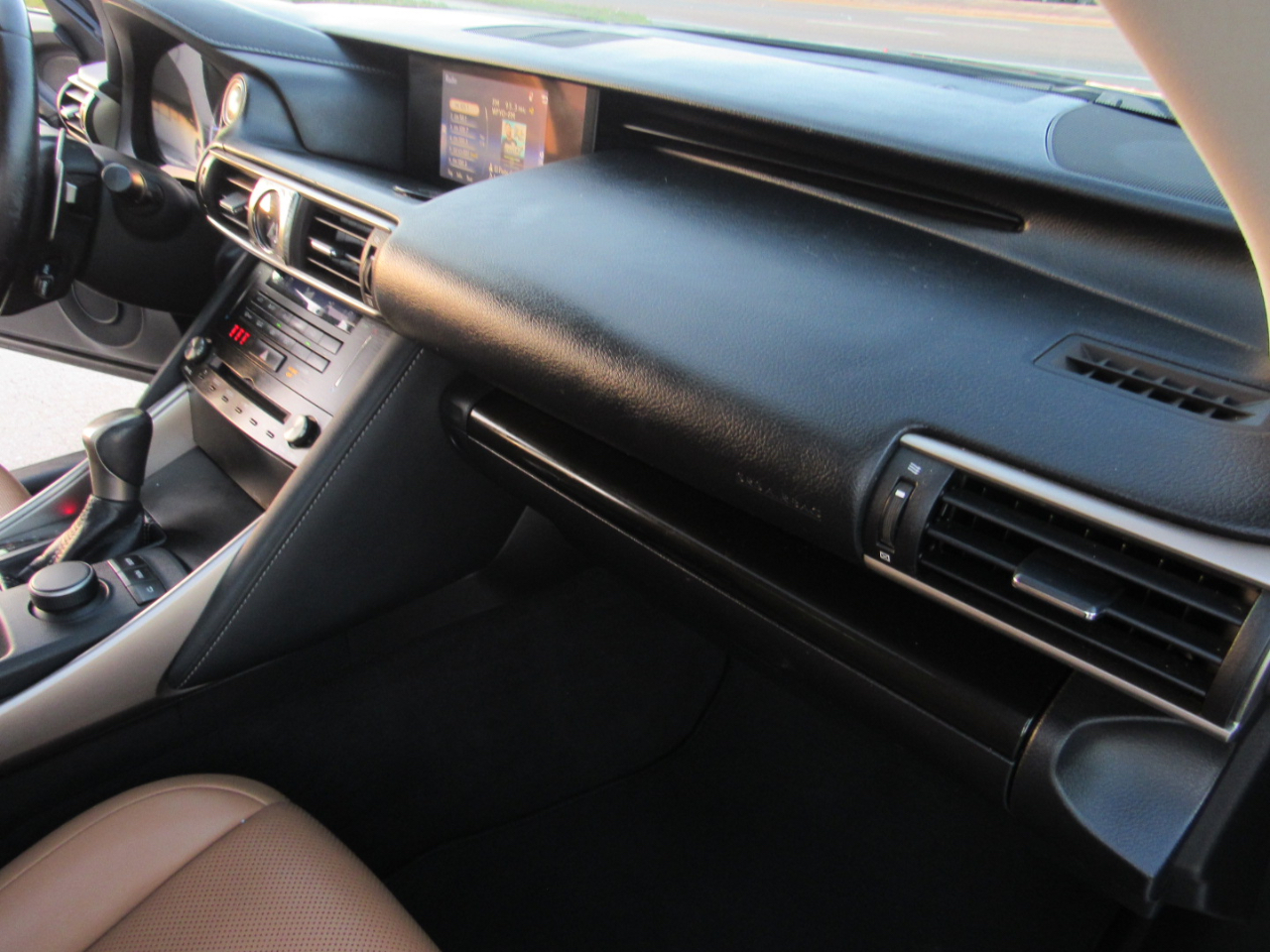 Lexus IS IS Turbo RWD 2017