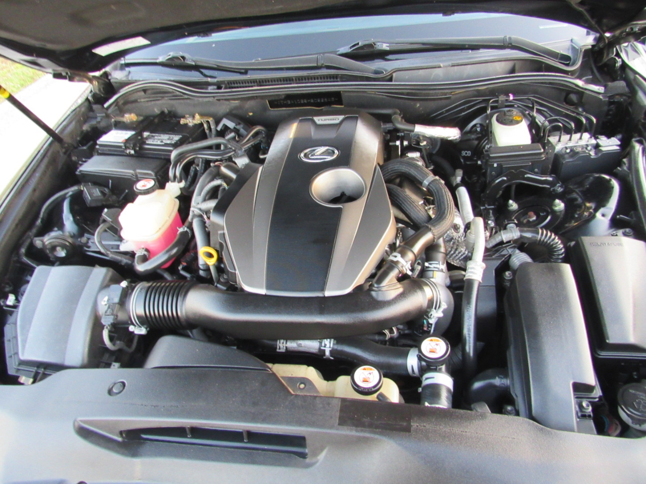 Lexus IS IS Turbo RWD 2017