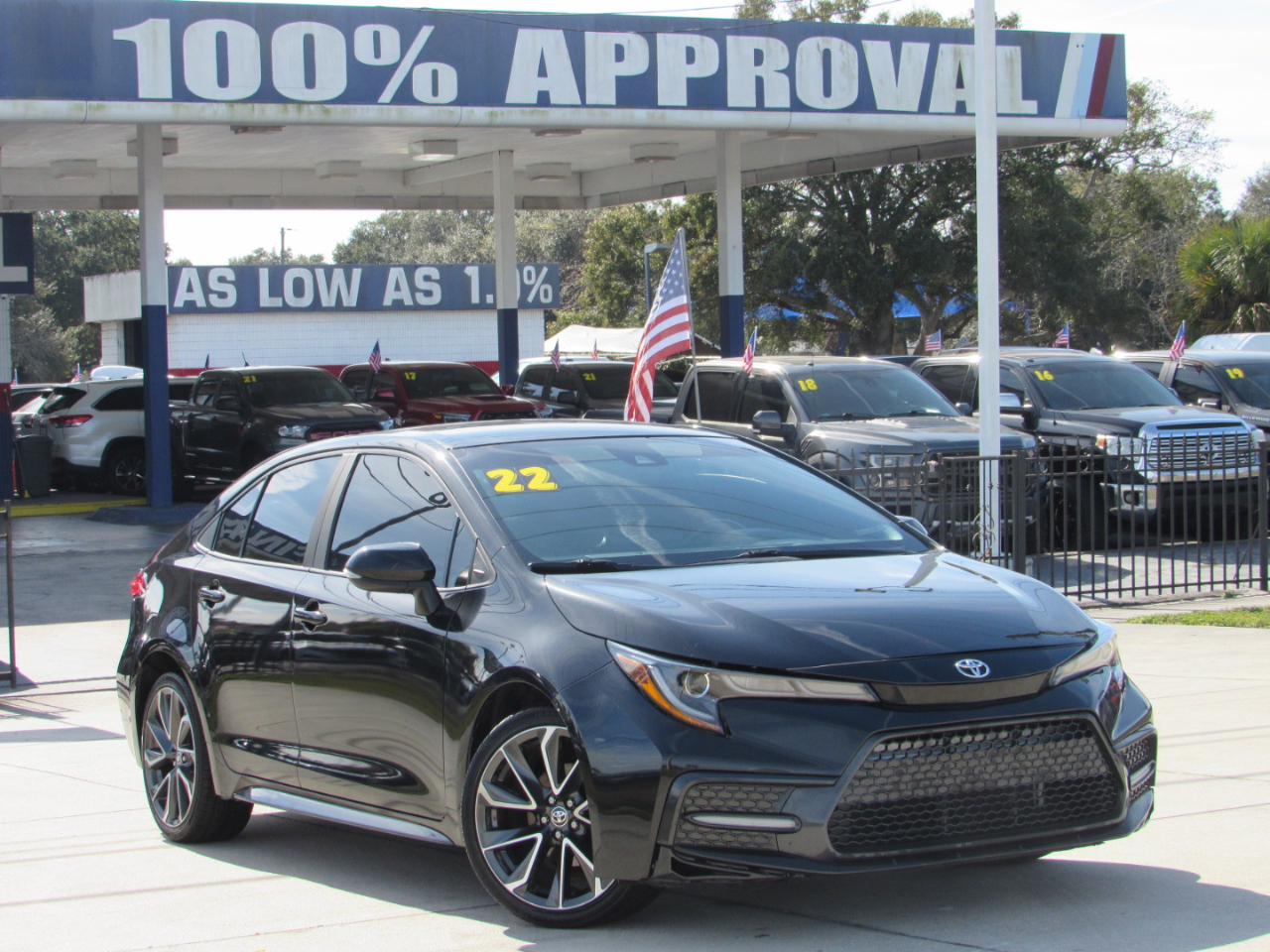 Toyota Corolla SE Nightshade CVT (Natl) 2022