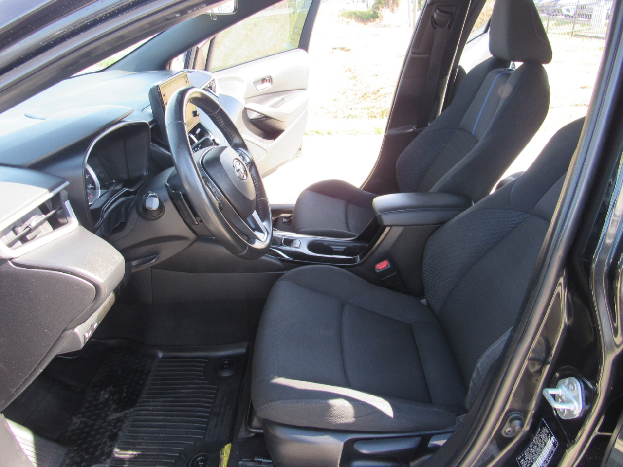 Toyota Corolla SE Nightshade CVT (Natl) 2022