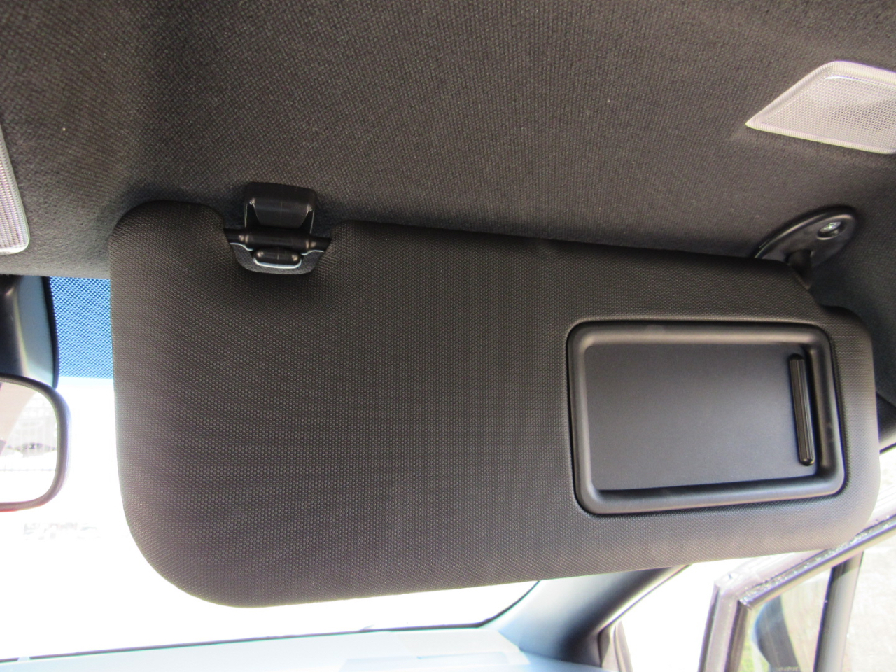 Toyota Corolla SE Nightshade CVT (Natl) 2022