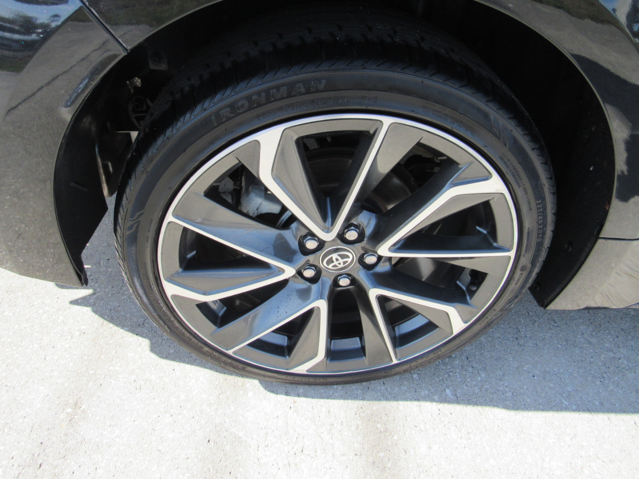 Toyota Corolla SE Nightshade CVT (Natl) 2022