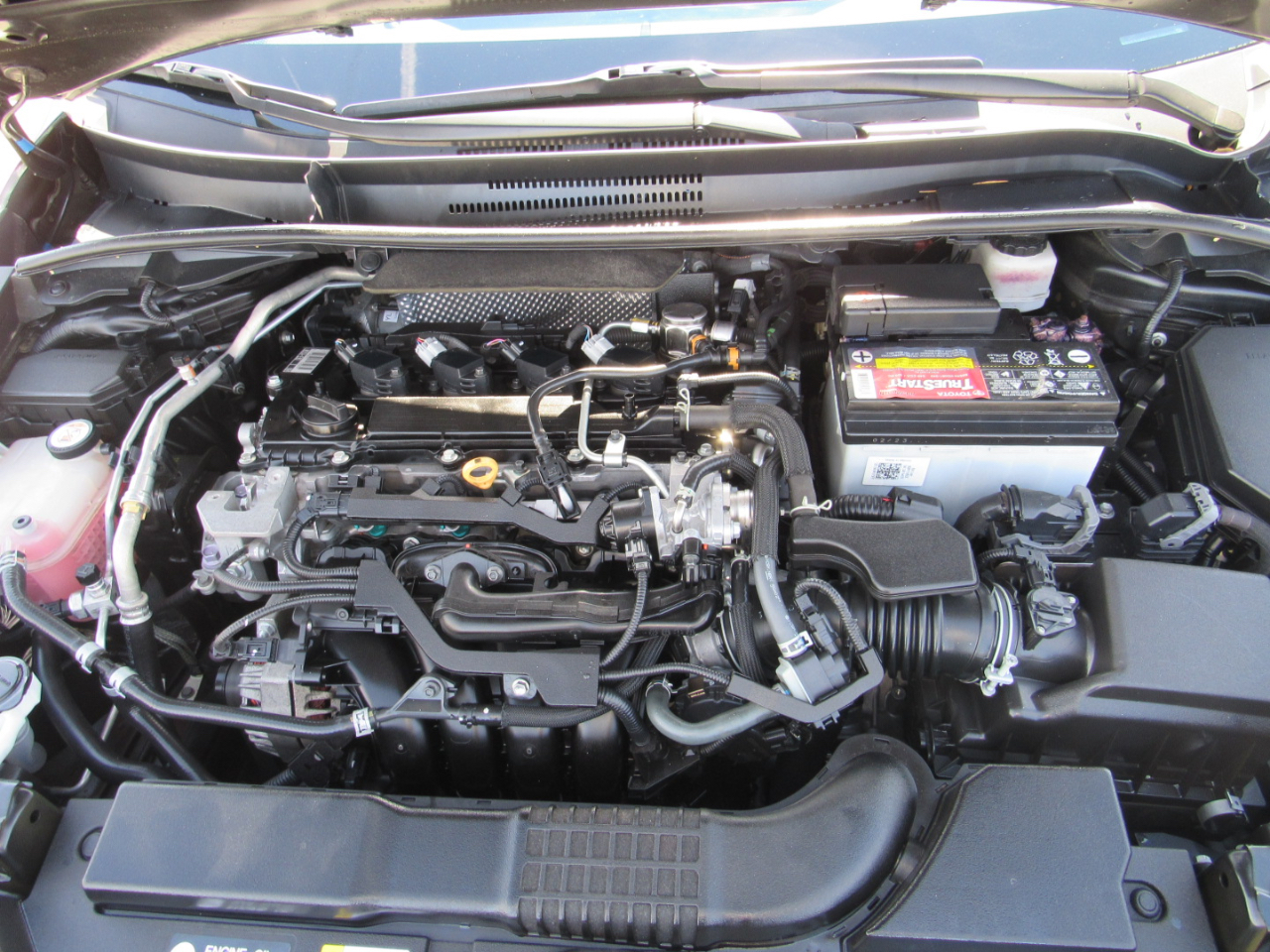 Toyota Corolla SE Nightshade CVT (Natl) 2022