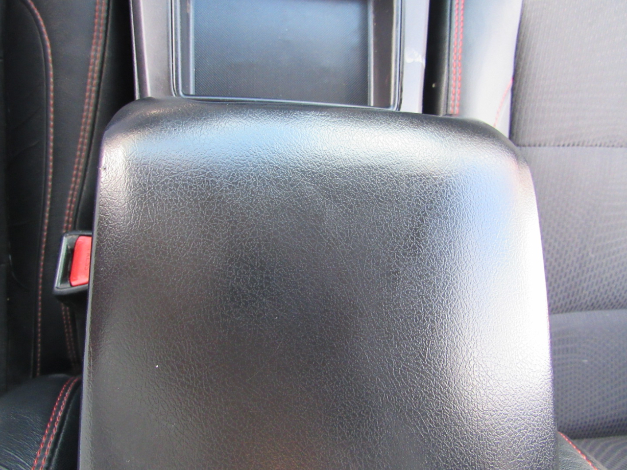 Toyota Camry 4dr Sdn I4 Auto SE w/Special Edition Pkg (Natl) 2016