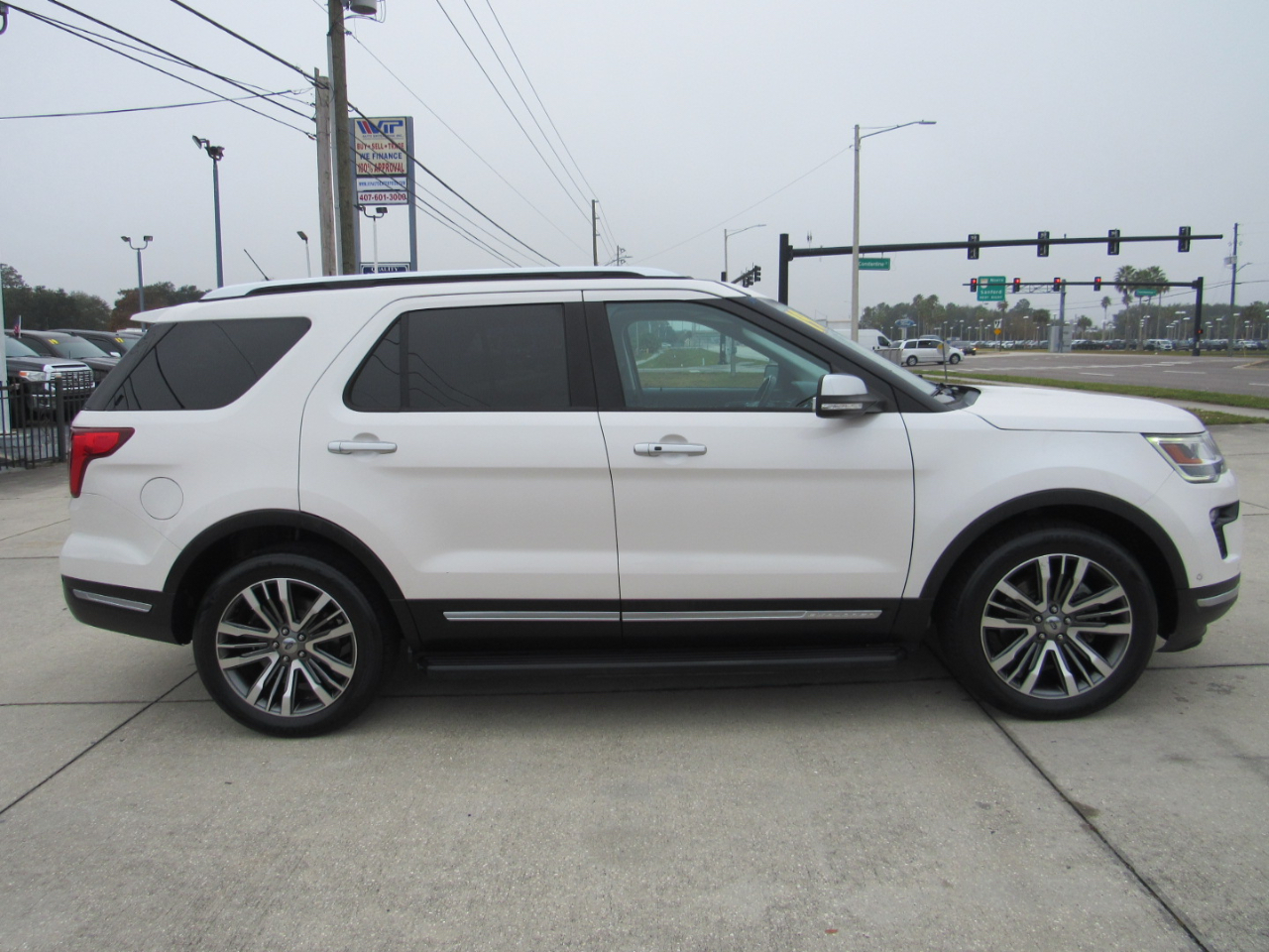 Ford Explorer Platinum 4WD 2019