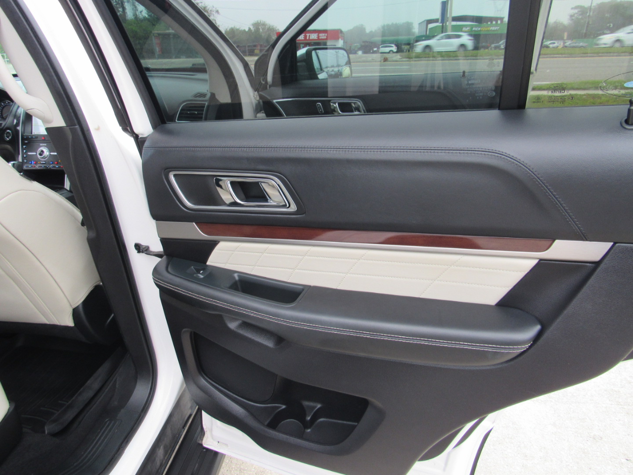 Ford Explorer Platinum 4WD 2019