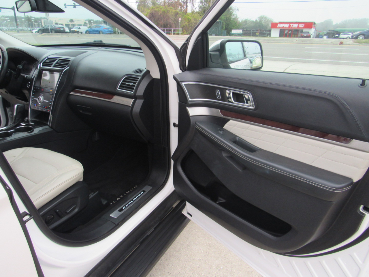 Ford Explorer Platinum 4WD 2019