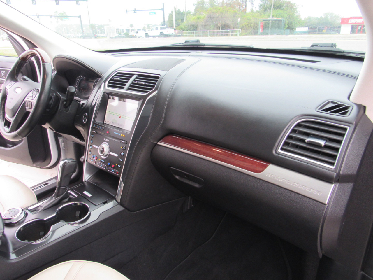 Ford Explorer Platinum 4WD 2019