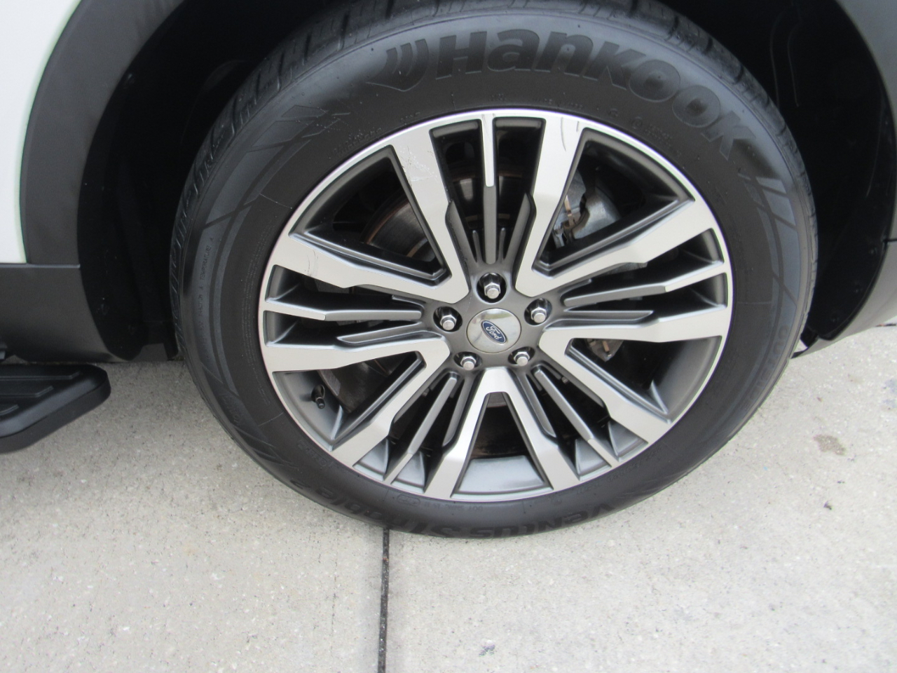 Ford Explorer Platinum 4WD 2019