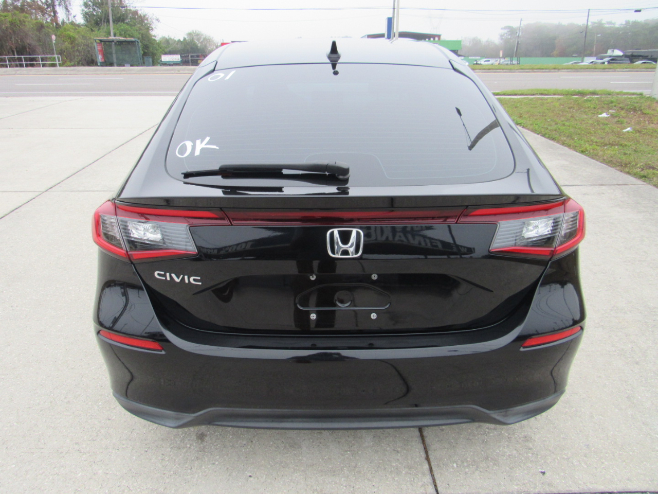 Honda Civic Hatchback LX CVT 2022