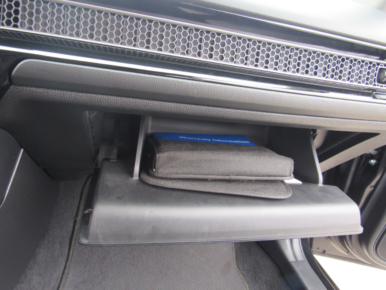 Honda Civic Hatchback LX CVT 2022