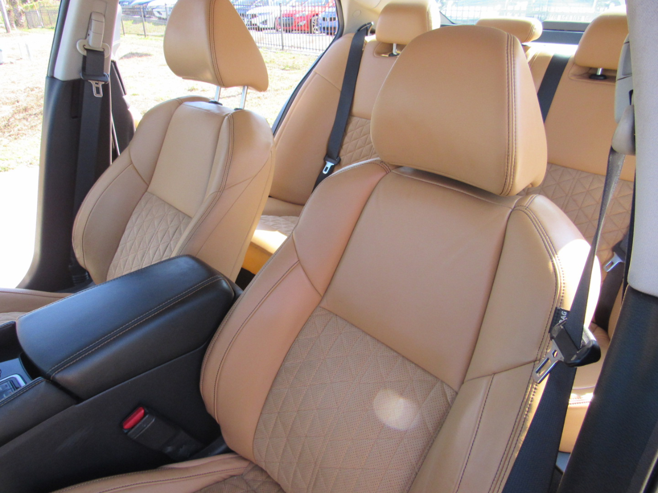 Nissan Maxima 4dr Sdn 3.5 SR 2016