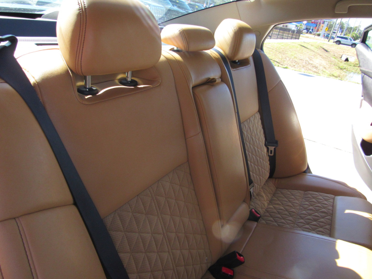 Nissan Maxima 4dr Sdn 3.5 SR 2016