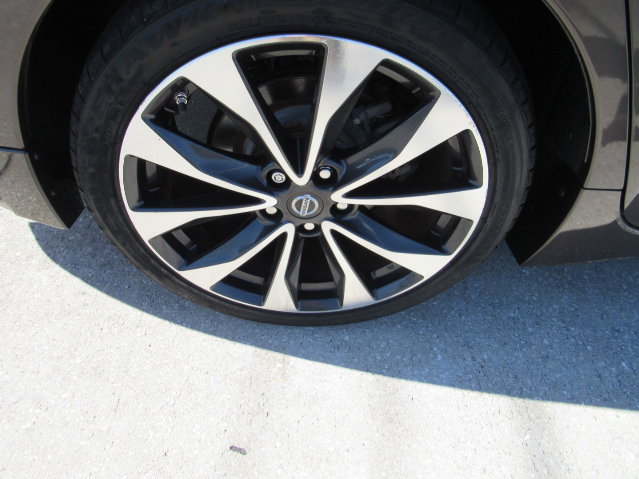 Nissan Maxima 4dr Sdn 3.5 SR 2016