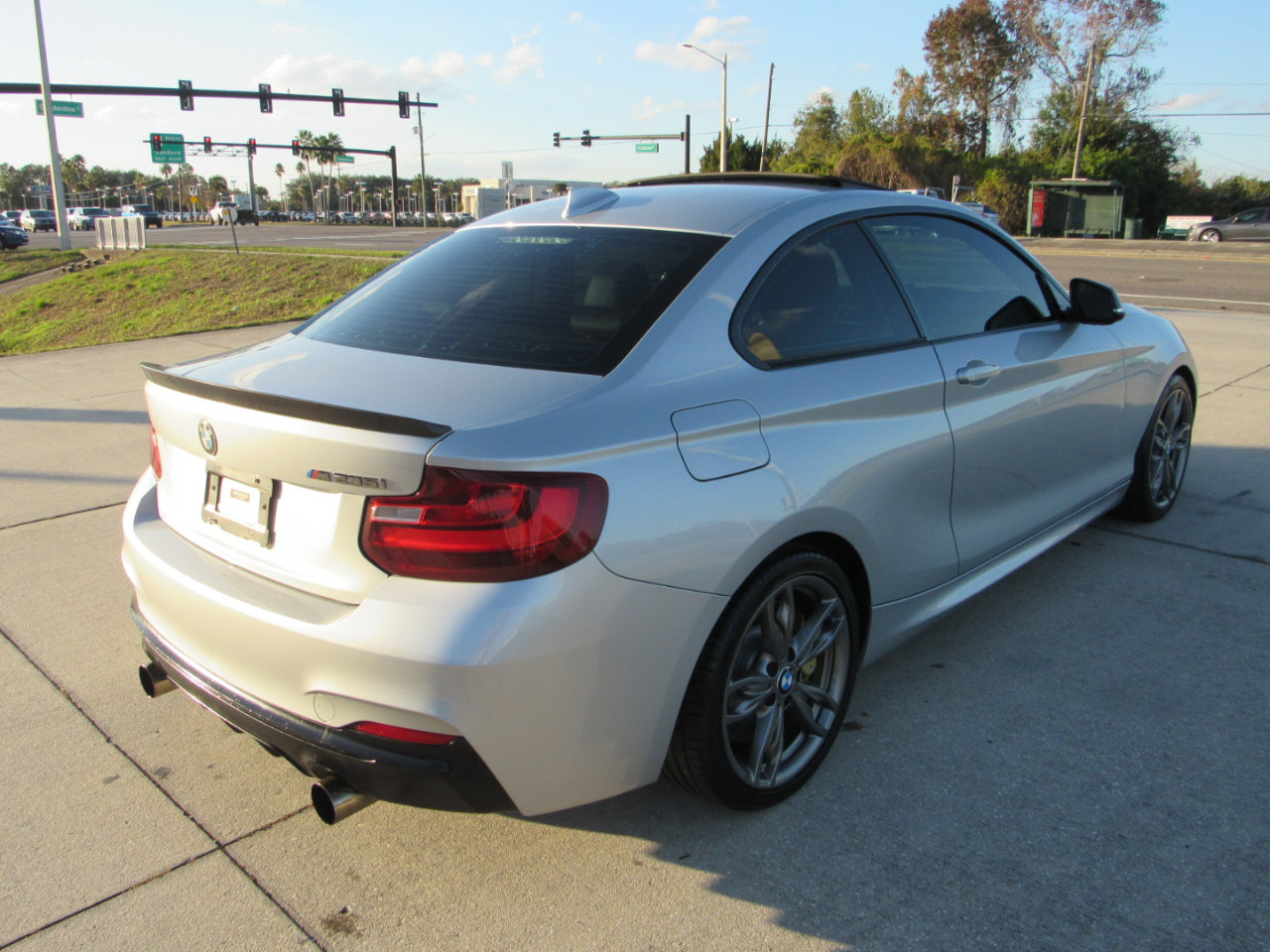 BMW 2 Series 2dr Cpe M235i RWD 2016