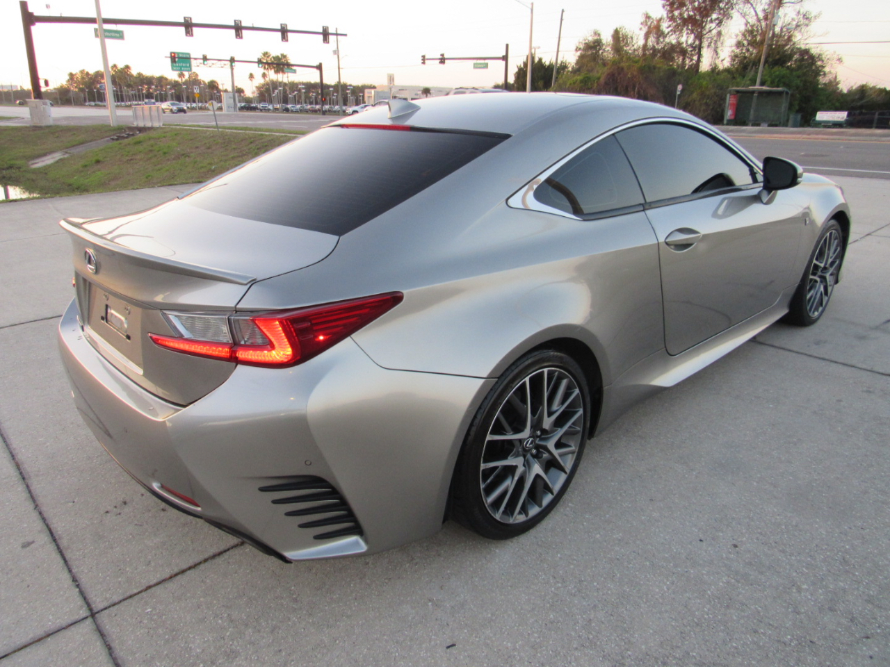 Lexus RC RC Turbo RWD 2017