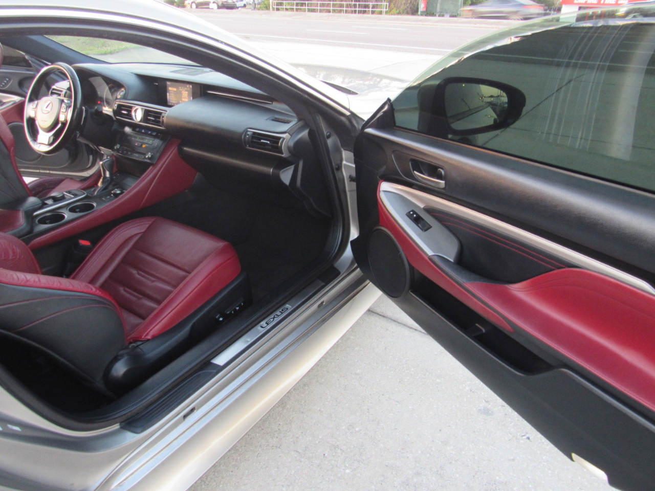 Lexus RC RC Turbo RWD 2017